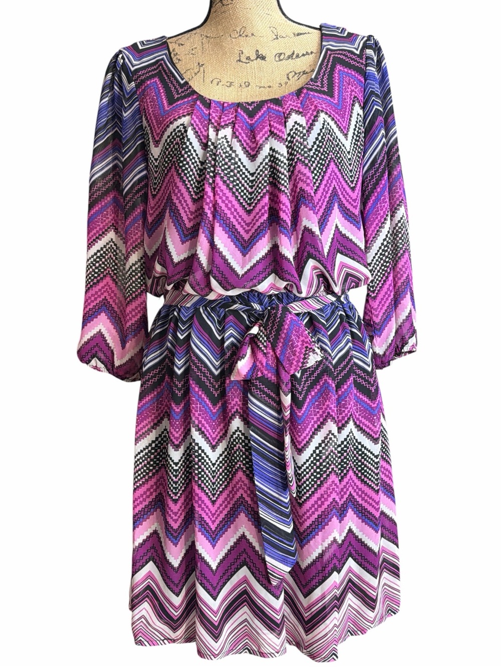There Pink Hearts  Purple Chevron Tie-Waist Dress. EC. Size X-Large